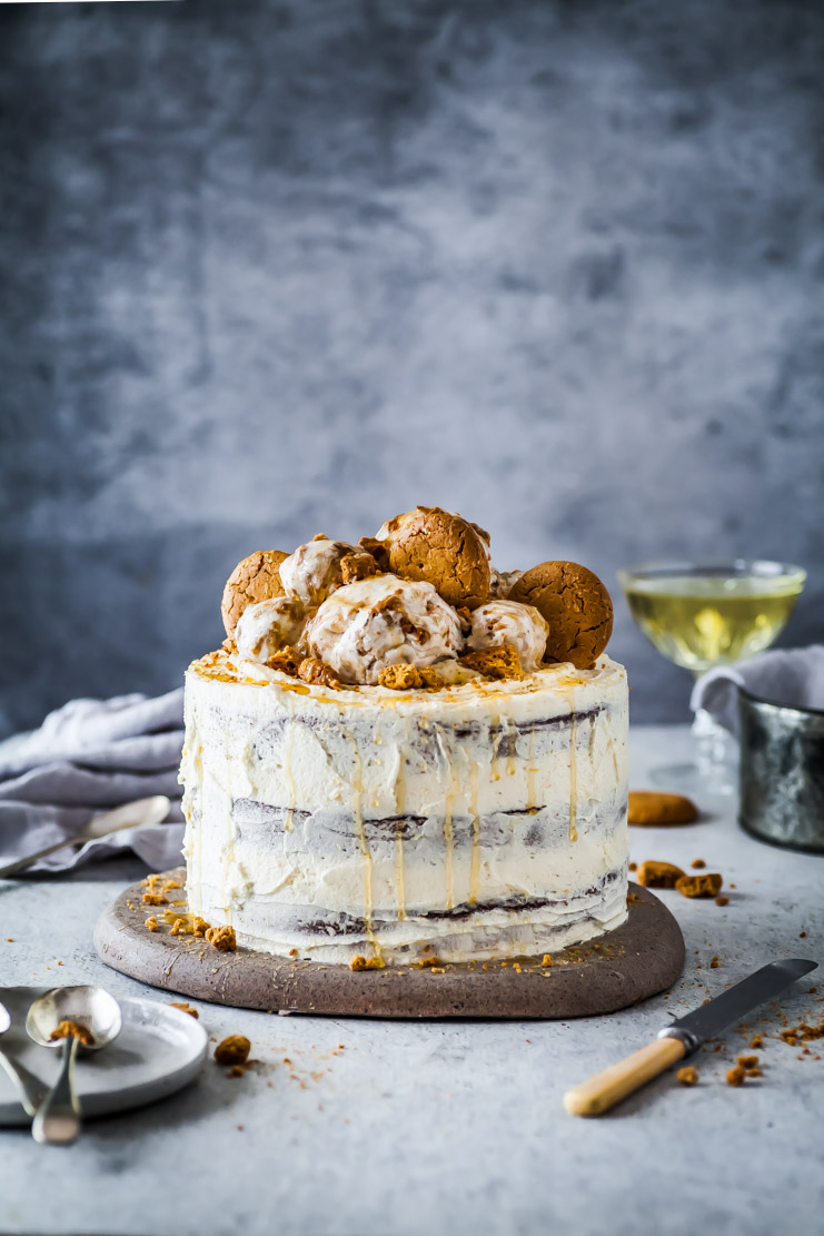 Honey & Ginger Cake With Lemon & Honey Buttercream {DF & GF} | The Whimsical Wife